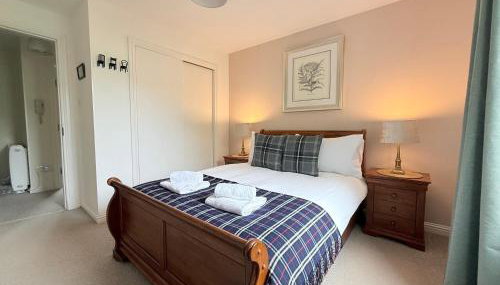 Cosy & Central 2 Bedrooms Apt - Foto 2