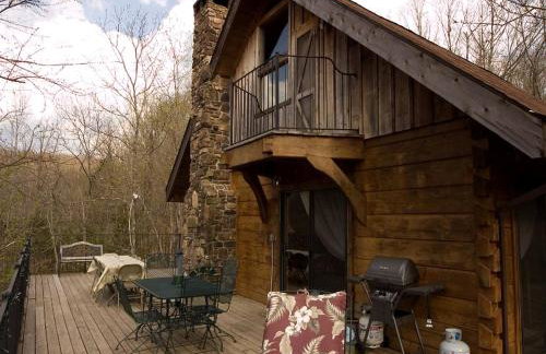 Family Cabin Vacation Getaway with Waterfall Views in Northwest Arkansas - Foto 1