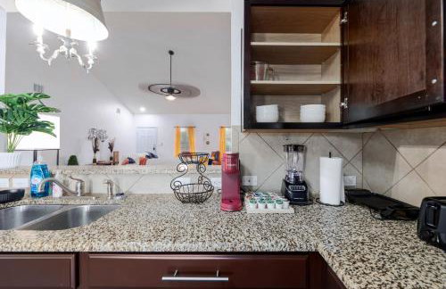 Hot Tub Foosball Fenced Yard Parking - Foto 61