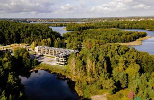 VIDOK Golden Lake Apartments - Photo 8