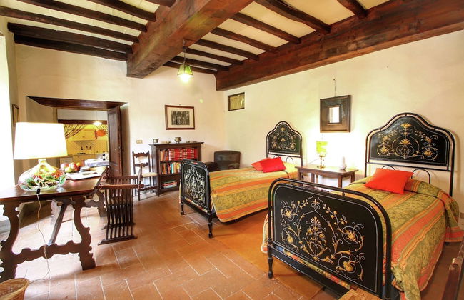 Apartment in a Farmhouse With Swimming Pool - Photo 24