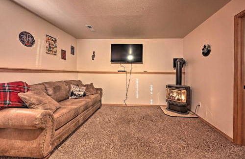 Peaceful Superior Home with Fire Pit and Mtn View - Foto 29