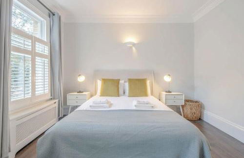 Stylish 3-floor 3bed home with garden near river - Foto 53