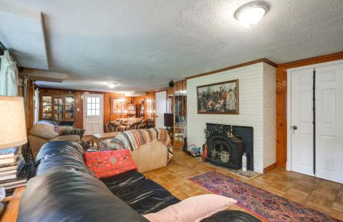 3 Mi to NIH! Spacious Bethesda Apt with Yard - Photo 14