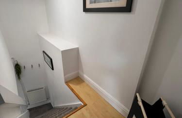 Ty Daisy, Gilwern - Foto 23