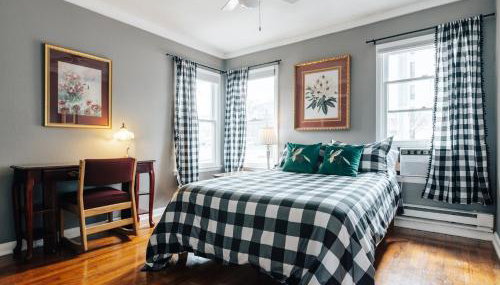 Magical Creekside UT Treehouse Walk to Moody Center - Foto 3