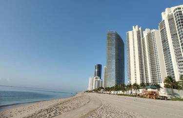Estudios para 4 personas en la playa de Sunny Isles Beach - Foto 26