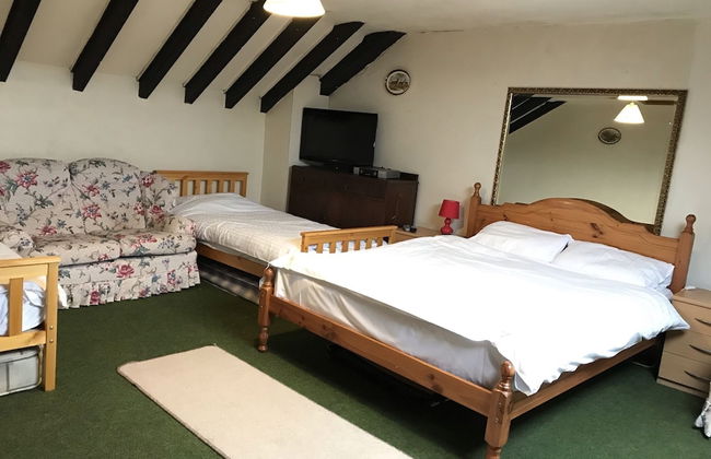 Cottage on Exmoor - Sleeps 8 & Parking - Foto 2