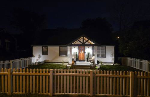 East Nashville Retreat, Outdoor Oasis, Sleeps 12, Four Bedrooms - Foto 17