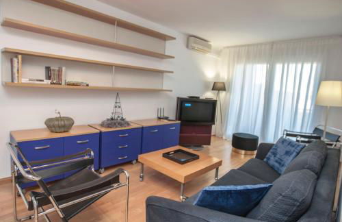 Pis del Mercat -aire acondicionado en todas las habitaciones y salón- - Foto 3