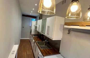 Modern Apartment in the heart of Guildford - Foto 16