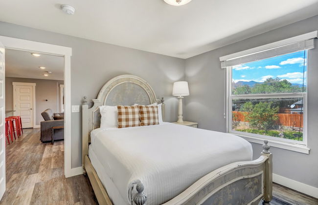 OCC Complex - Photo 5