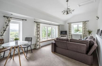 Stunning Barn Conversion with HOT TUB and ALPACAS - Ty Cerrig Barn - Photo 26