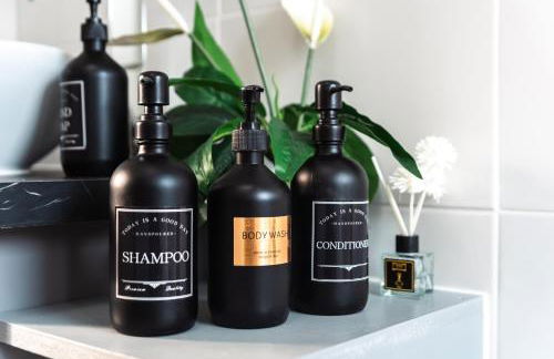 Hot Tube&Private Driveway&11 Guests Family&Contractors Bedford - Foto 42