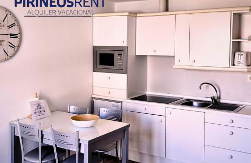 Apartamentos Pirineos Rent - Photo 28