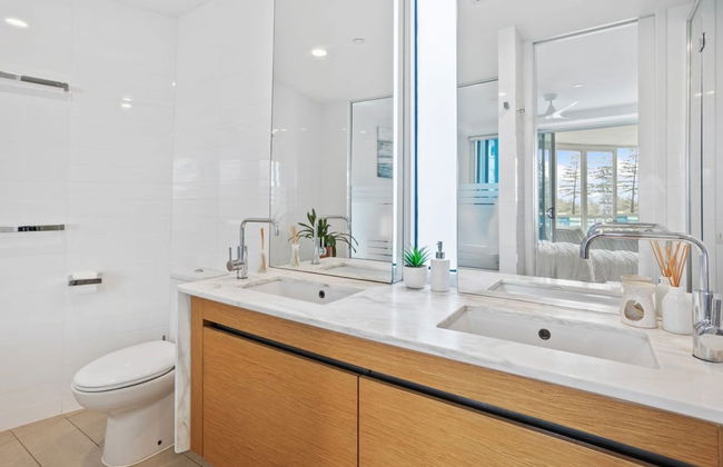 Luxury Beachfront Stay in Kirra - Photo 20