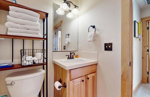 Cascade Cozy at Roslyn Ridge Resort - Foto 15