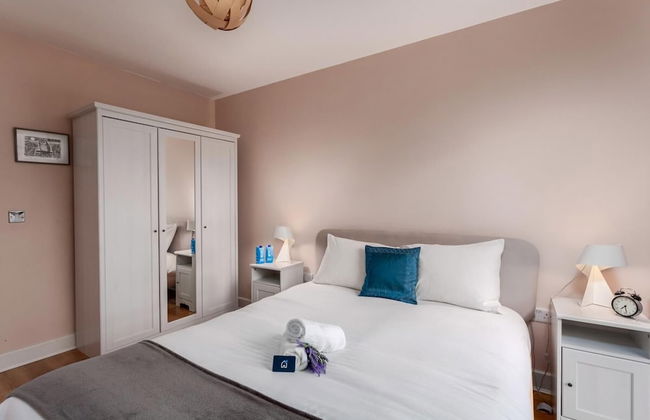 Bright and Stylish Kennington Gem - Photo 15