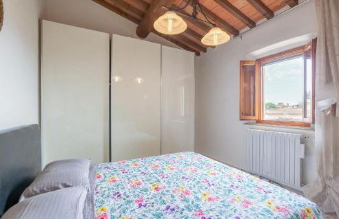 Awesome Home In Montefoscoli With Wifi - Foto 10