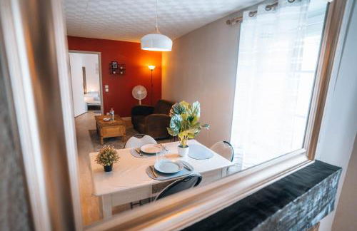 LE PETIT VOLTAIRE - Proche Centre Ville - Spacieux - Foto 14