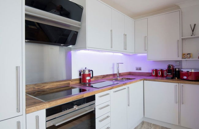 Direct Sea Views, Seafront Location & Free Parking - Foto 22