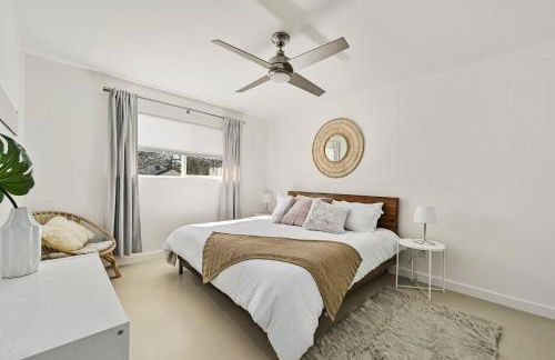 The Guava Door - Cheerful Mid-Century - big yard, free parking - Foto 11