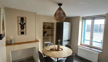 Appartement rénové et cosy idéalement situé - Foto 4