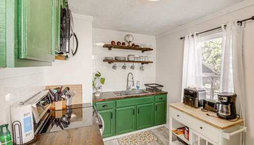 2 Blocks to Main St Walkable Beech Grove Home! - Foto 5