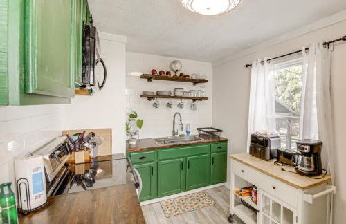 2 Blocks to Main St Walkable Beech Grove Home! - Foto 5