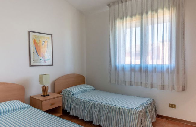 Villa in Albarella Near Venice Beach - Photo 2