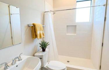 Cozy Townhouse near The Pearl & Riverwalk - Foto 19