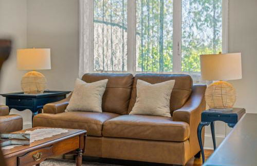 Coastal Victorian Home Walk to Downtown - Foto 38