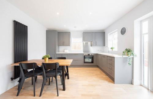 3 Bed 2.5 Bath Detached House,Parking,Pet Friendly - Foto 6