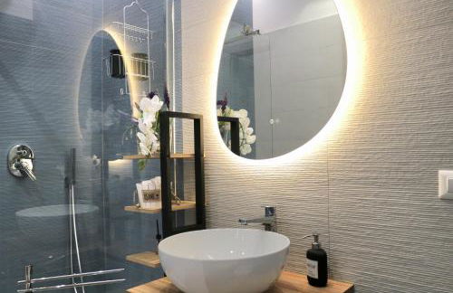 Parthenope Stopover - Photo 12