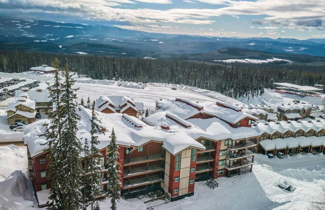 Raven's Nest - Luxury Pet Friendly Condo w/ Private Hot Tub & Mountain Views - Foto 37