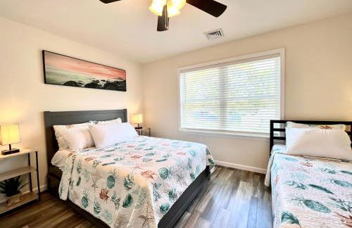 Beach House Cape May just 1 block from the Bay & a Short 5 minutes walk, Sleeps 19 - Foto 22