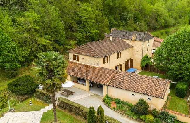 Chic Holiday Home in Siorac-en-perigord With - Foto 40