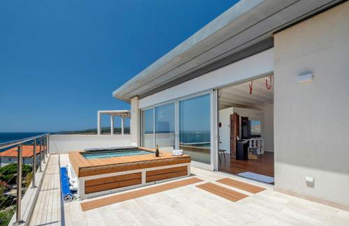 Luxury Seafront Villa with Rooftop Pool & Stunning Sea Views - Foto 46