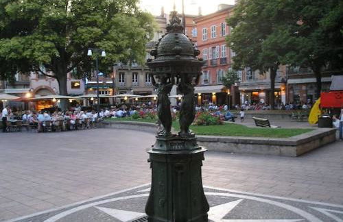 Hyper-Centre historique avec possibilité de réservation parking - Foto 10