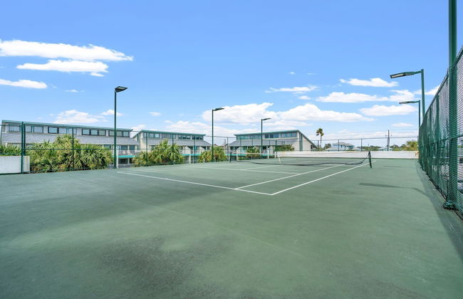 Stunning 2/2 Designer Condo w Coastal Appeal Right on the Gulf! - Foto 29