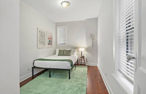 Modern & Spacious 3BR Apt with In-Unit Laundry - Bstone 2 - Photo 21