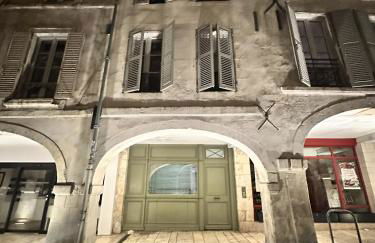 HYPER CENTRE à 80m du marché central, T2 très calme Rue du Minage - Foto 12