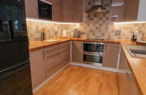 A Stone's Throw - Foto 10