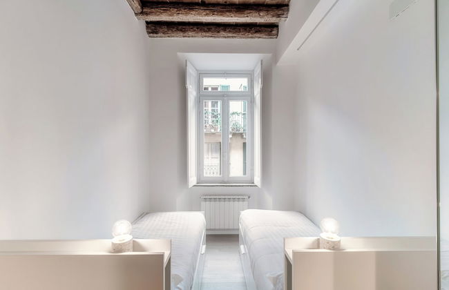 Pleasant Family Apt next to Lake Como - Photo 26