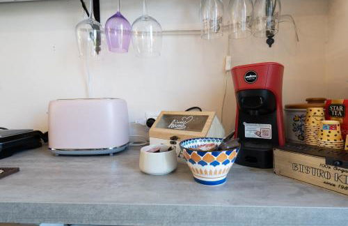 Villa a due passi dal mare "Cicogne Apartment" con BBQ e parcheggio gratuito a due passi dall'Aeroporto - Foto 10