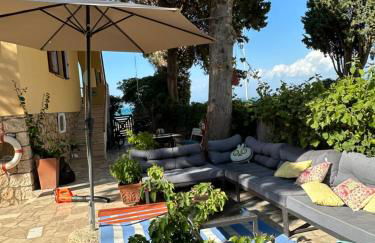 Beach Front Villa-Families & Pet Friendly - Foto 1