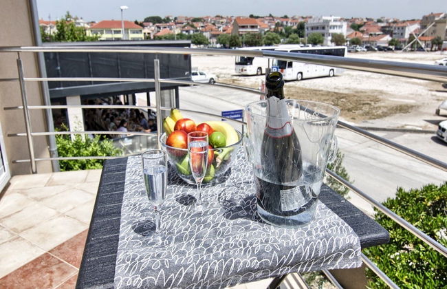 Apartments Victoria - Photo 23