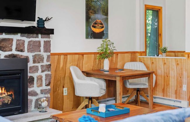 Summit Shores Tranquil Escape Designed for Groups w/ Hot Tub, Fire Pit + Game Room - Foto 7