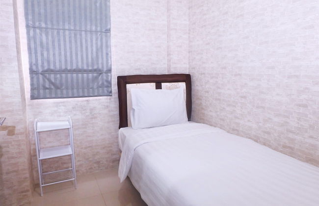 Best Price Green Pramuka Apartment - Foto 10