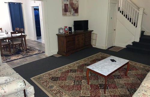 3 bedroom one bathroom townhouse - 20B Elm street Charlton Heights WV 25040 - Foto 2